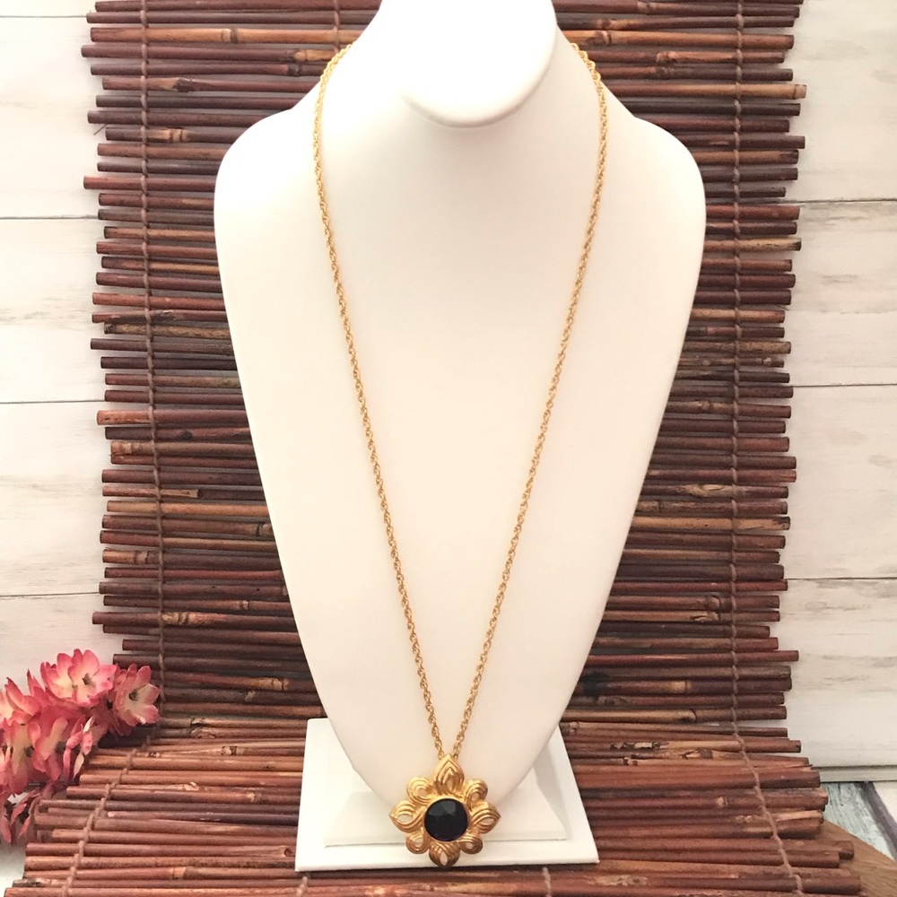 Kennth Jay Lane Gold Tone Chain with Brooch/Pin Pendant Purple Stone 30” - Picture 2 of 12